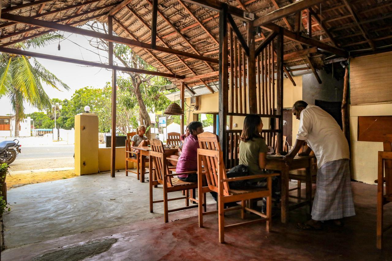 Lemon Tree Hostel Arugam Bay Buitenkant foto